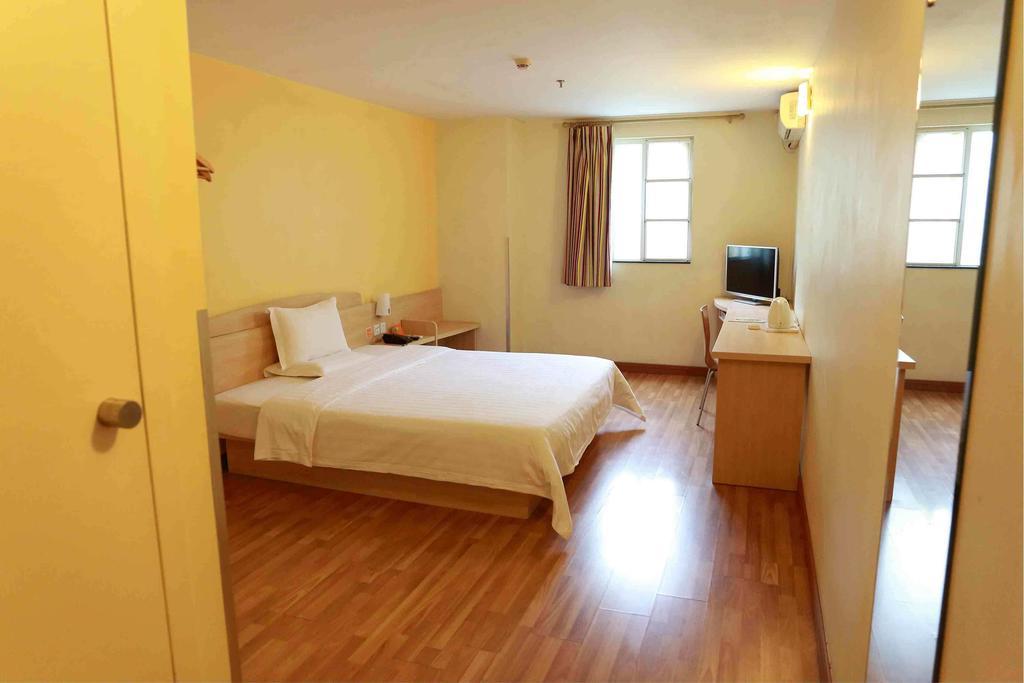 7Days Inn Qufu Sankong Стая снимка