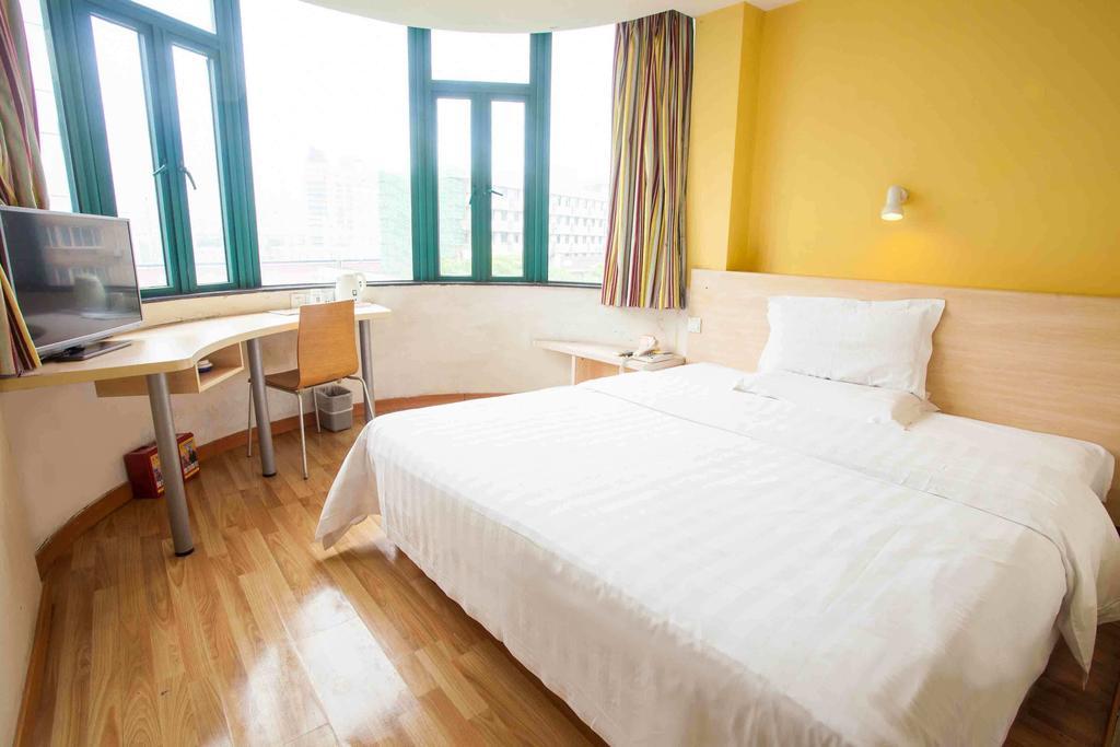 7Days Inn Qufu Sankong Стая снимка